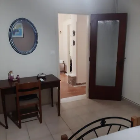 Retro Chic Apartment